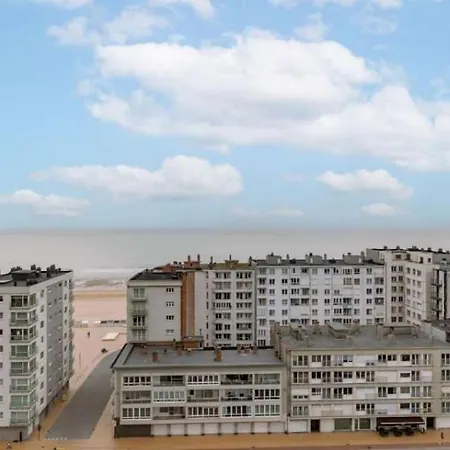 Nora - Elegant Seaview Escape With Balcony Ostende