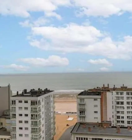 Nora - Elegant Seaview Escape With Balcony